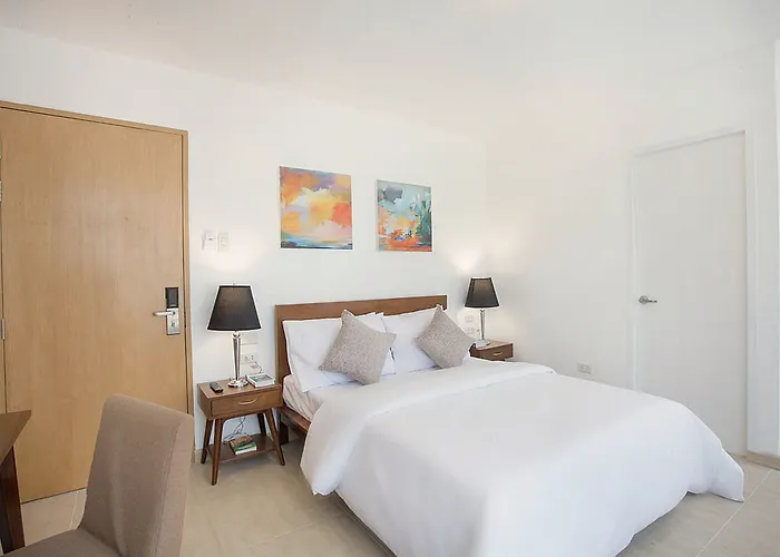 Chatswood Residences 만다웨 시